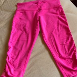 Lululemon capri leggings women sz 6 pink